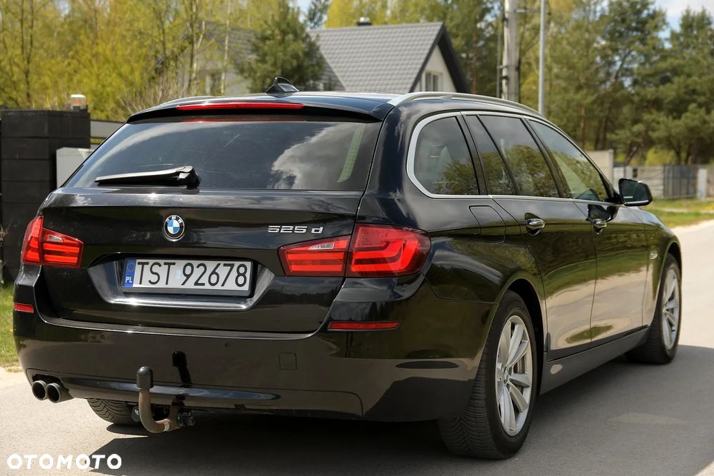 BMW Seria 5 525d - 7