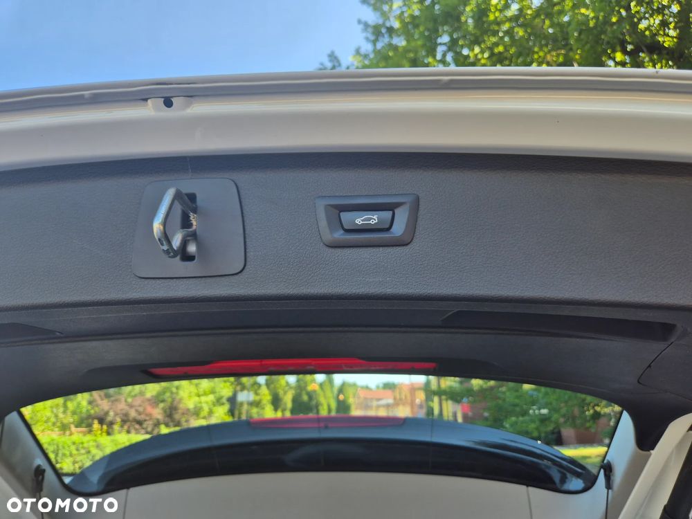 BMW Seria 2 218d Advantage - 19