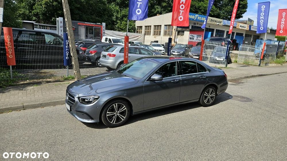 Mercedes-Benz Klasa E 200 d 9G-TRONIC Night Edition - 13