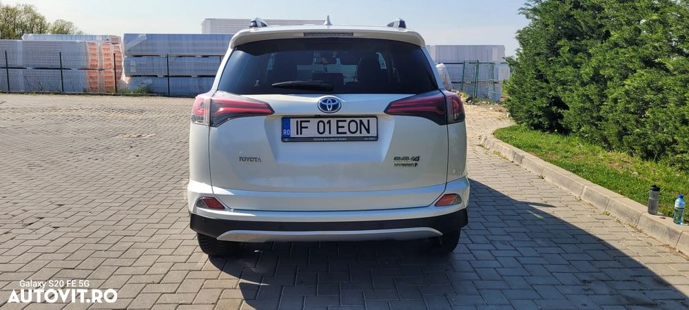 Toyota RAV4 2.5 VVT-i 4x4 Luxury - 9