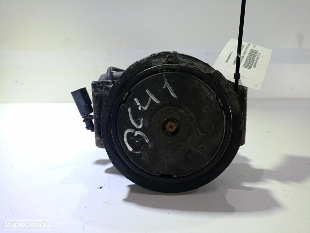 COMPRESSOR DE AR CONDICIONADO VOLKSWAGEN TOUAREG 7P5 - 1