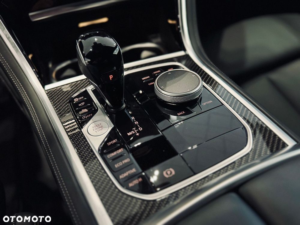 BMW Seria 8 - 9