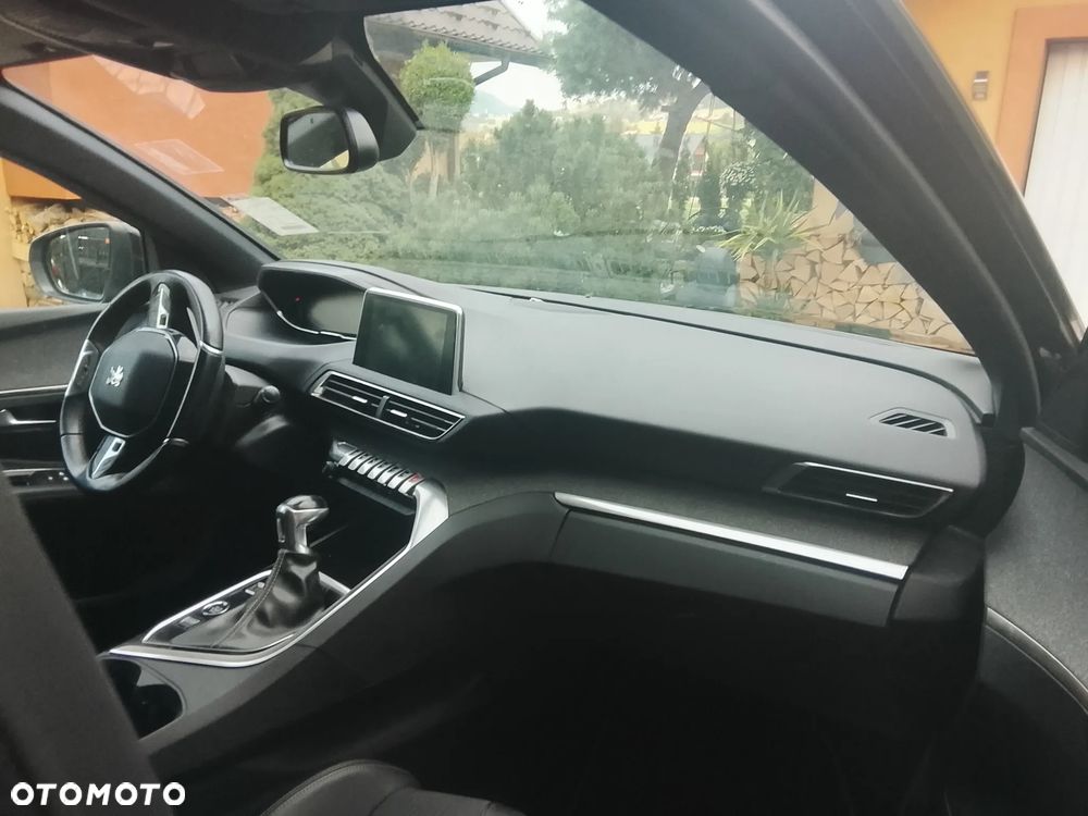 Peugeot 3008 1.2 PureTech GT S&S - 18