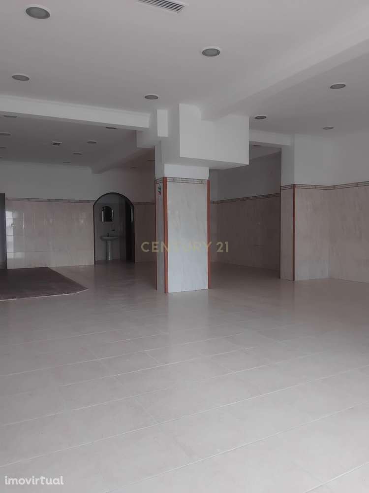Loja com 167.74 m² - Rentabilidade 9% | Monte Abraão, Queluz - Grande imagem: 4/25