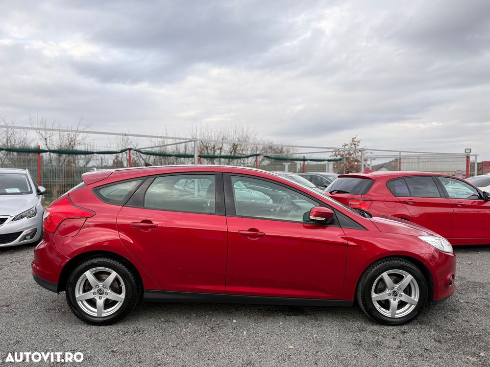 Ford Focus 1.6 TDCI DPF Trend - 4