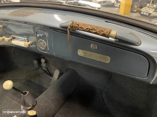 VW Karmann Ghia - 20