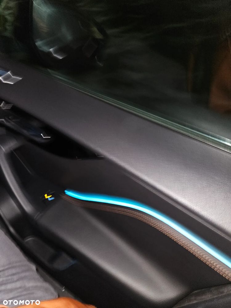 Jaguar F-Pace 20d AWD Pure - 11