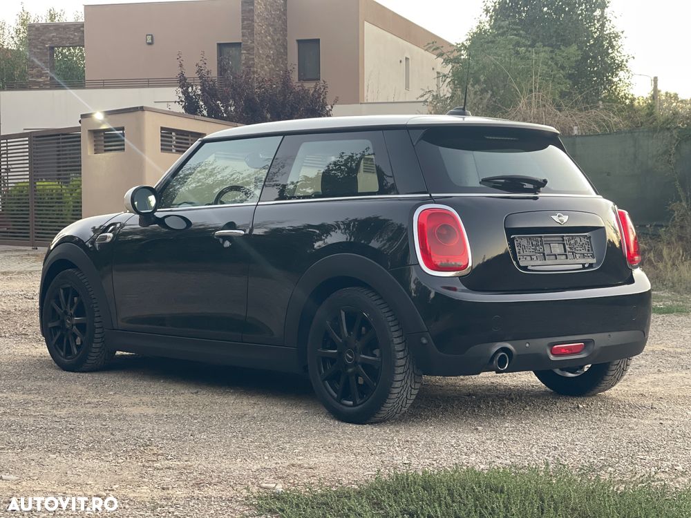 Mini Cooper Essential Trim - 7