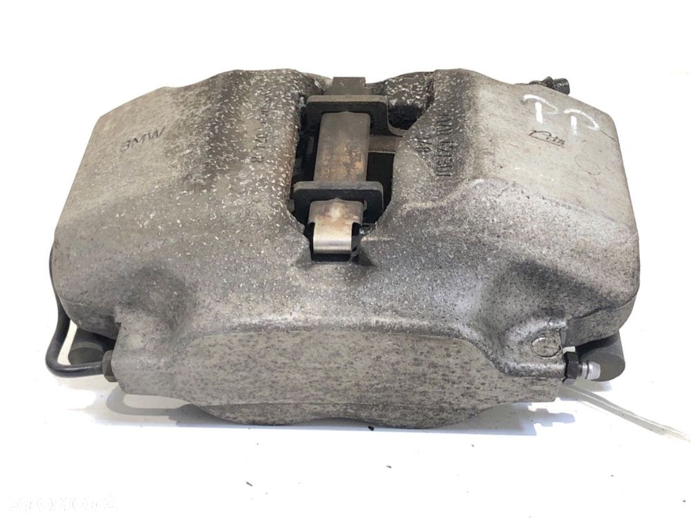 ZACISK PRAWY PRZÓD  BMW 5 (G30, F90) 2016 - 2022 530 e Plug-in-Hybrid 135 kW [184 KM] Hybryda - 1