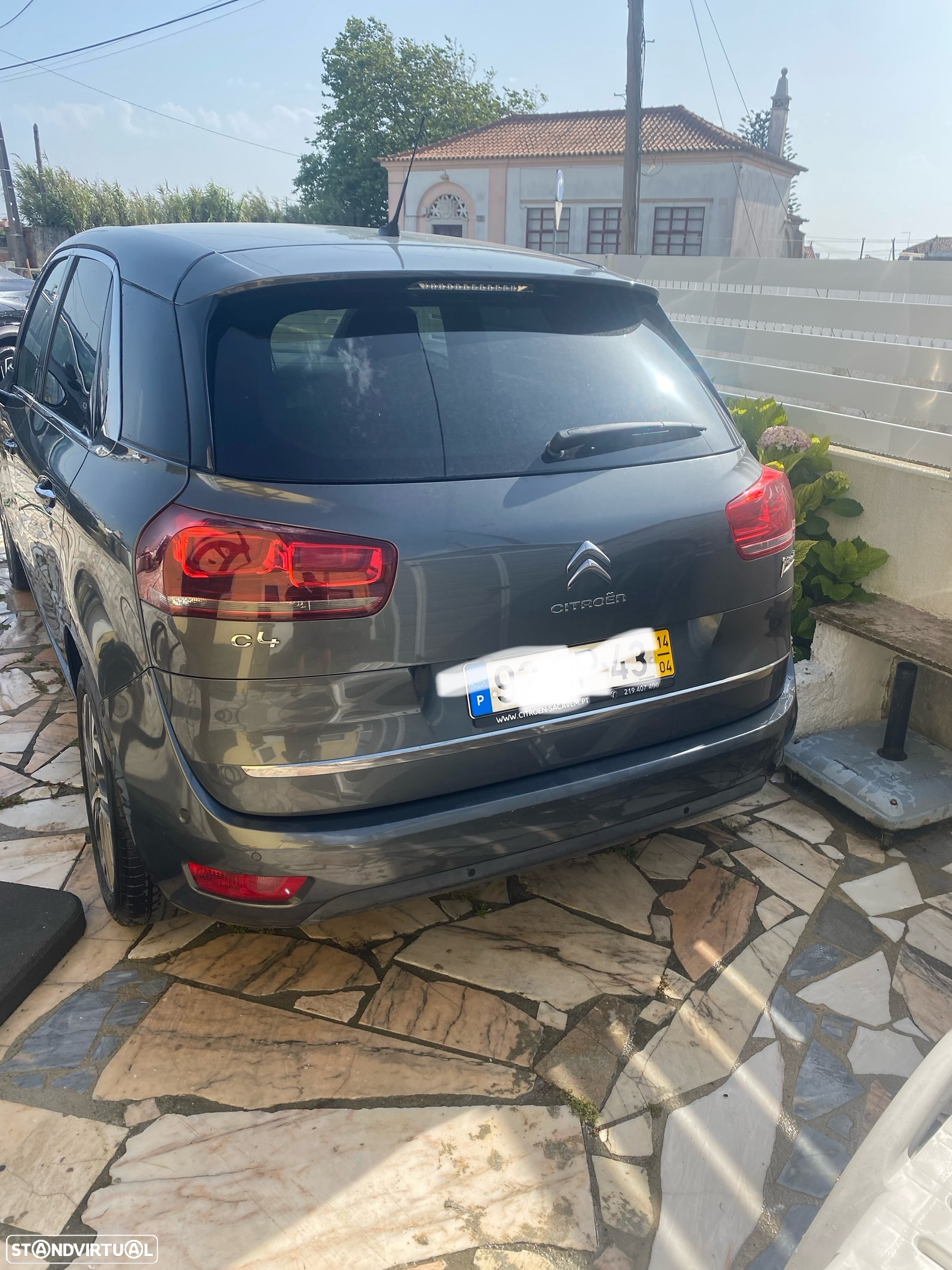 Citroën C4 Picasso 1.6 e-HDi Intensive ETG6 J17 - 2