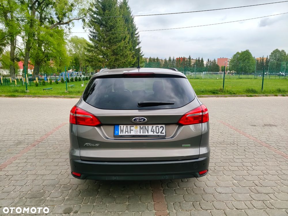 Ford Focus - 30