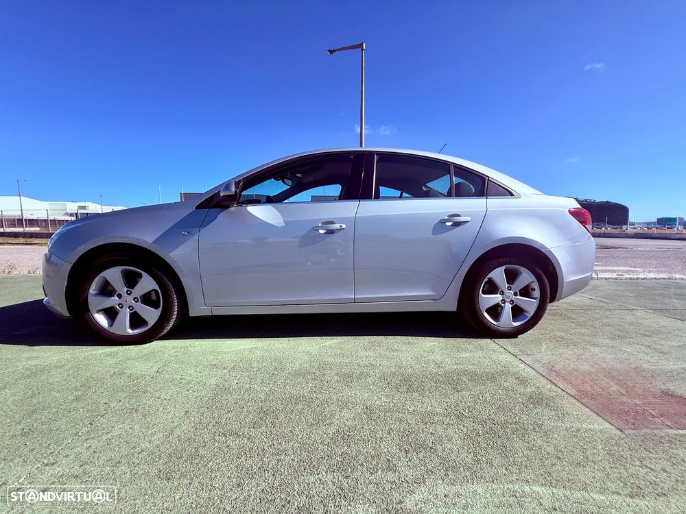 Chevrolet Cruze 2.0 VCDi LT - 9