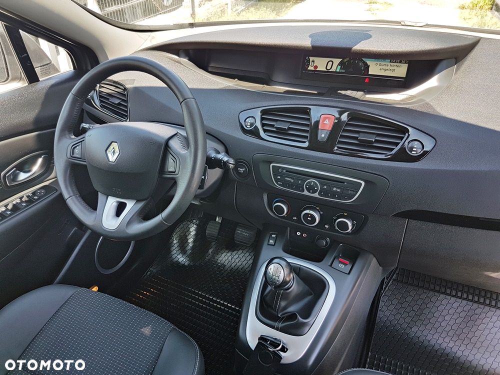 Renault Scenic 1.6 16V 110 Expression - 30