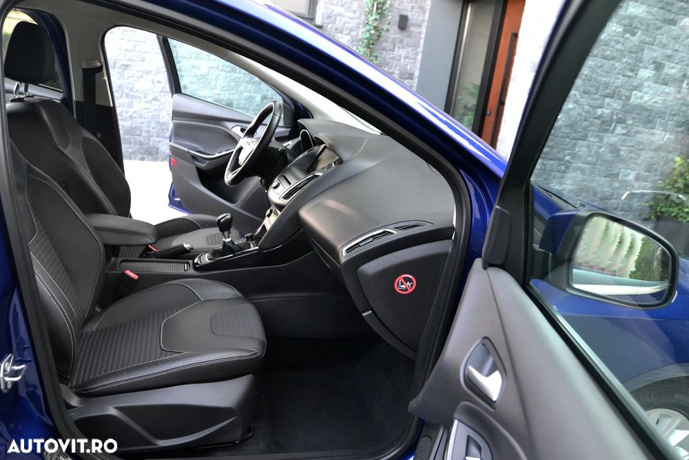 Ford Focus 1.0 EcoBoost Titanium - 13