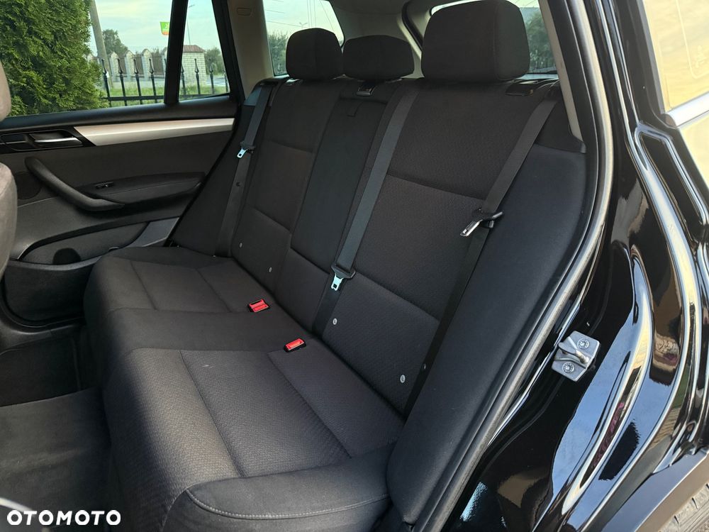 BMW X3 xDrive20d - 17