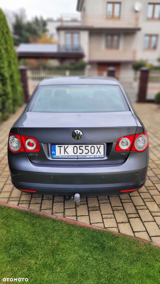 Volkswagen Jetta 1.9 TDI Comfortline - 6