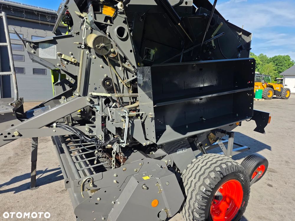 Claas Variant 350 - 19