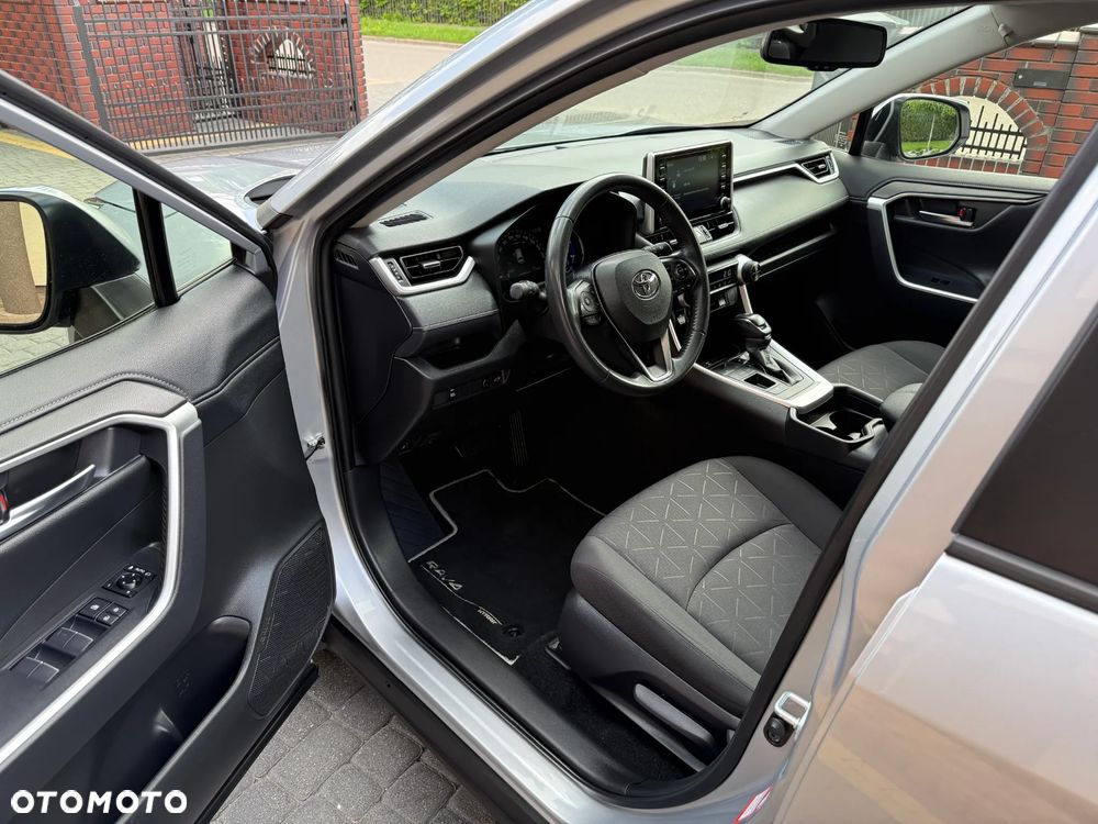 Toyota RAV4 2.5 Hybrid Comfort 4x2 - 19