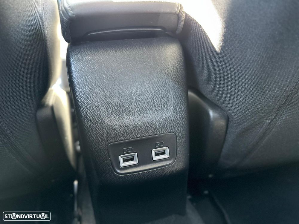 Peugeot 208 PureTech 100 EAT8 Allure Pack - 28