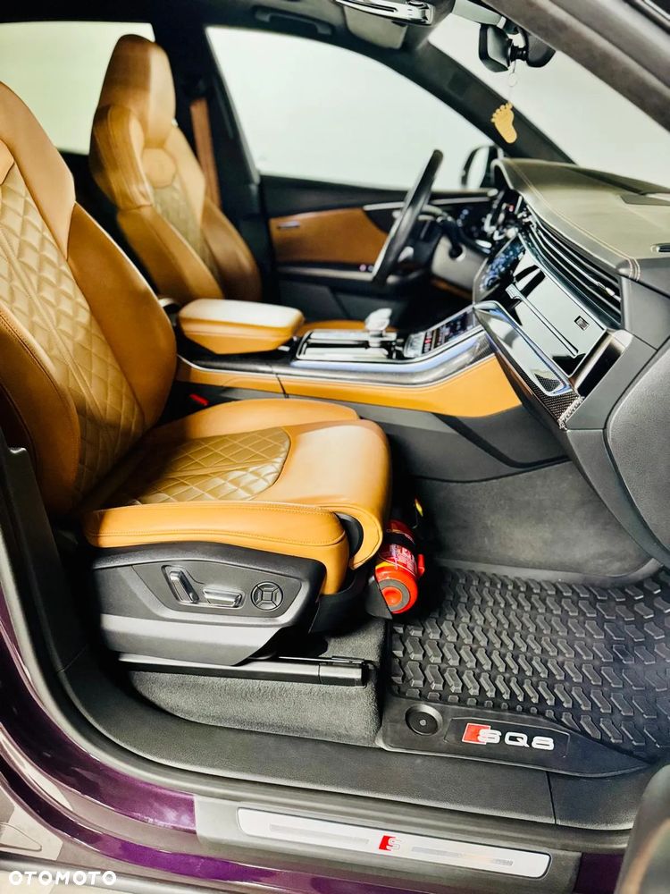 Audi SQ8 - 16