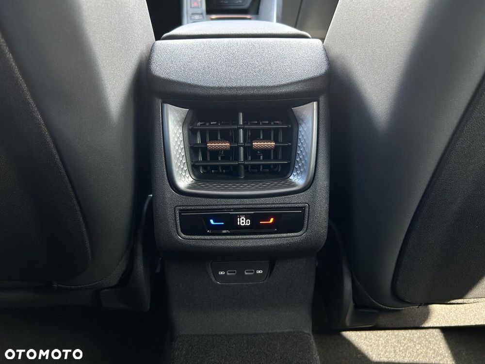 Cupra Terramar 1.5 eTSI mHEV DSG - 29