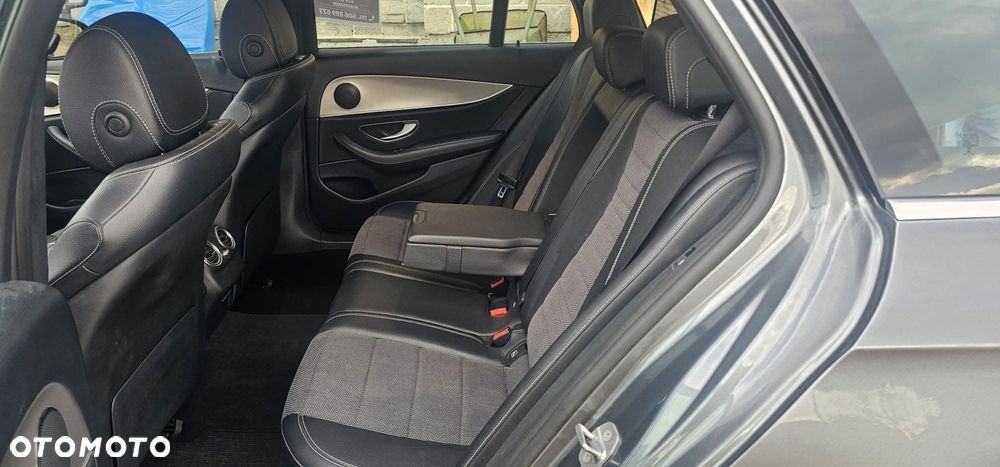 Mercedes-Benz Klasa E 220 d 9G-TRONIC Avantgarde - 5