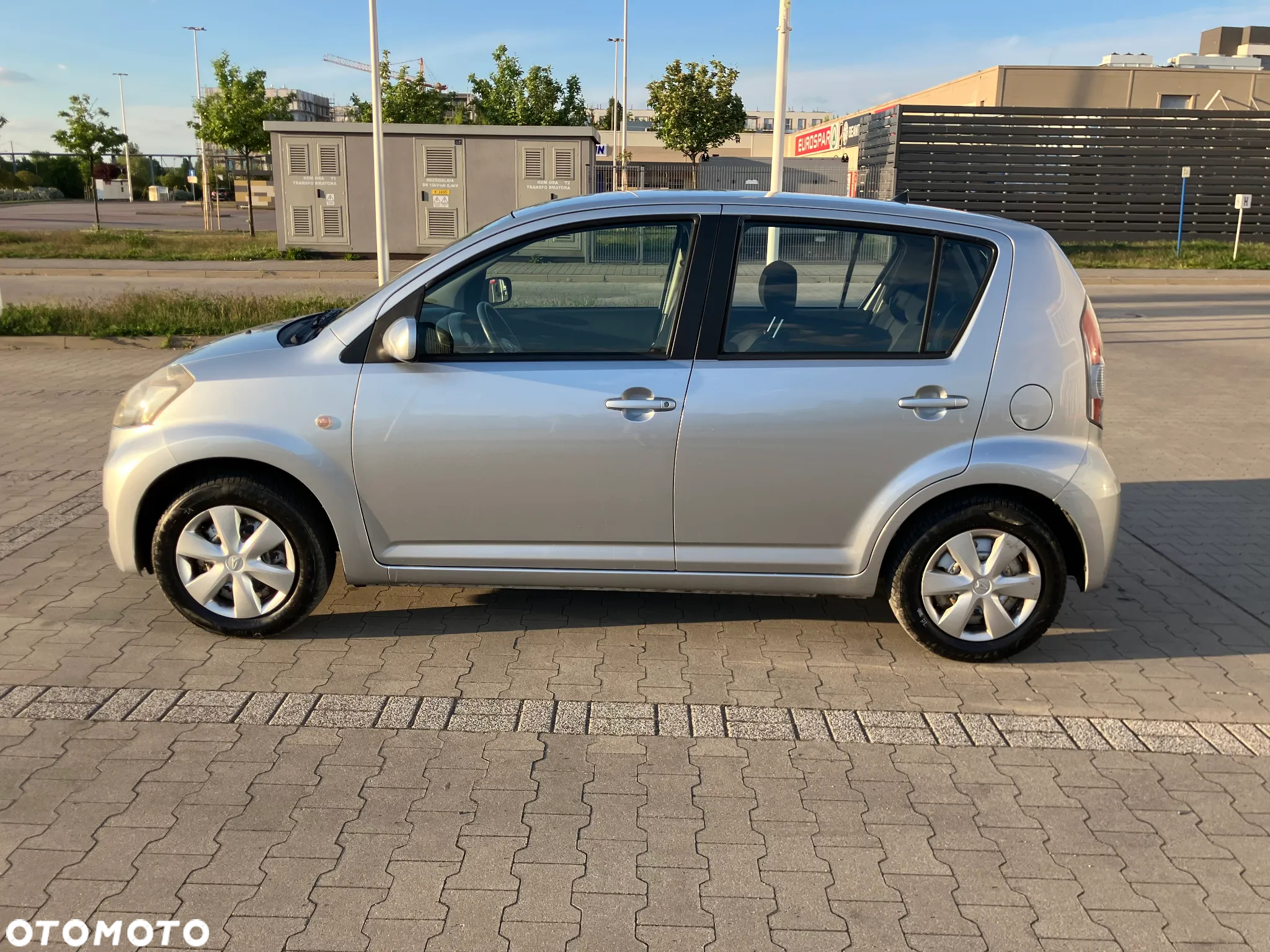 Daihatsu Sirion 1.0 CooLine - 8