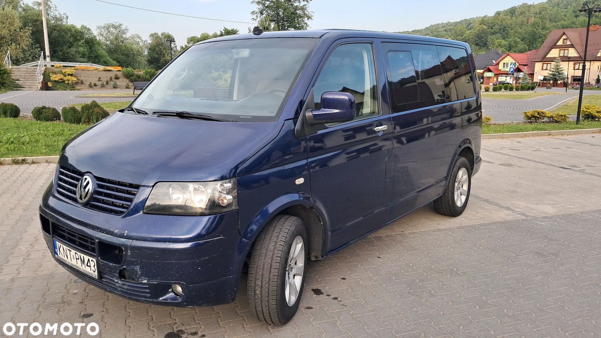 Volkswagen Transporter - 1