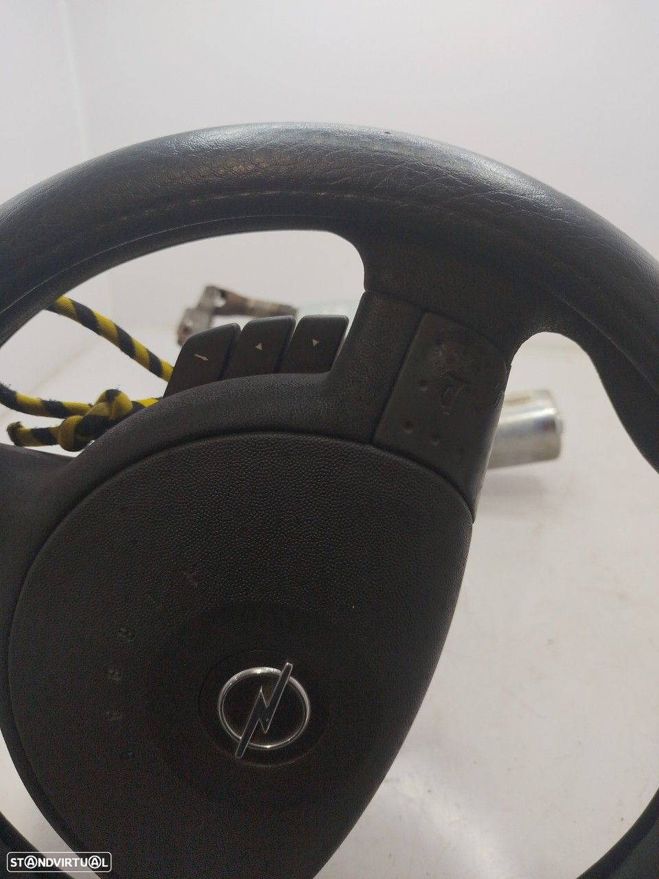 Volante Opel Corsa C (X01) - 4