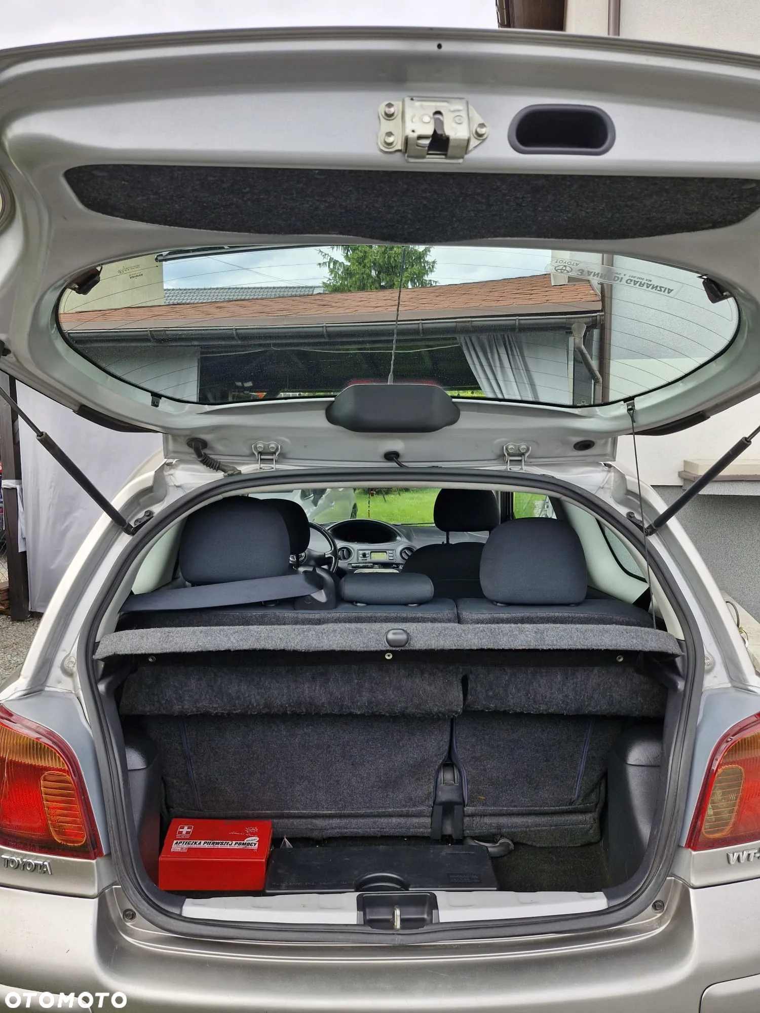 Toyota Yaris 1.3 Blue - 16
