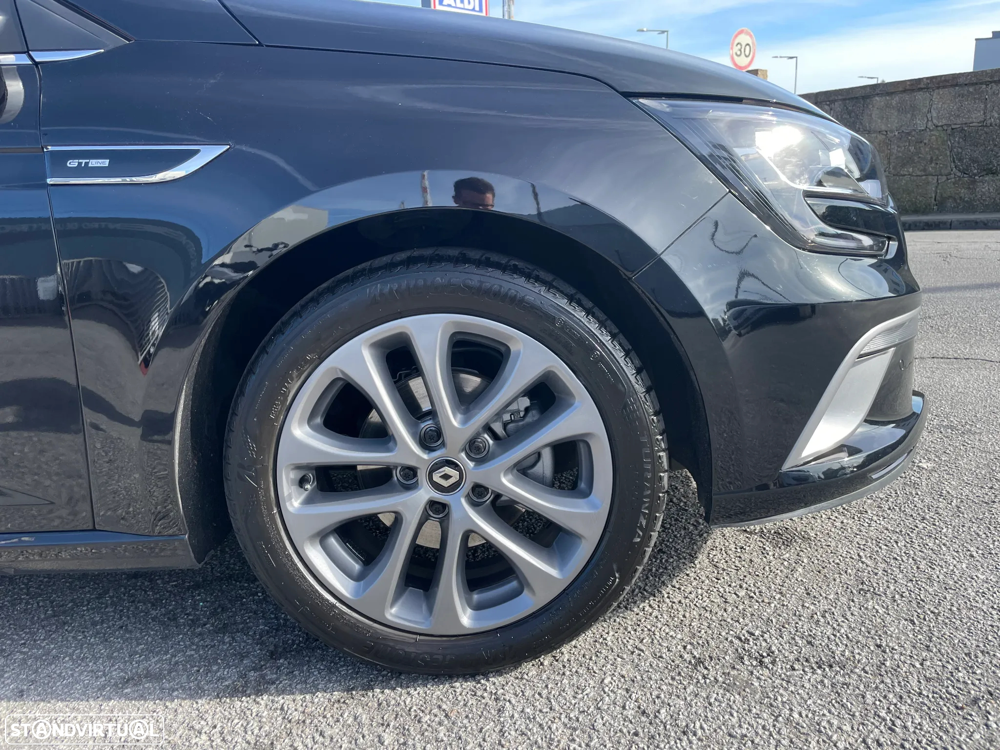 Renault Mégane Sport Tourer 1.5 dCi GT Line - 36