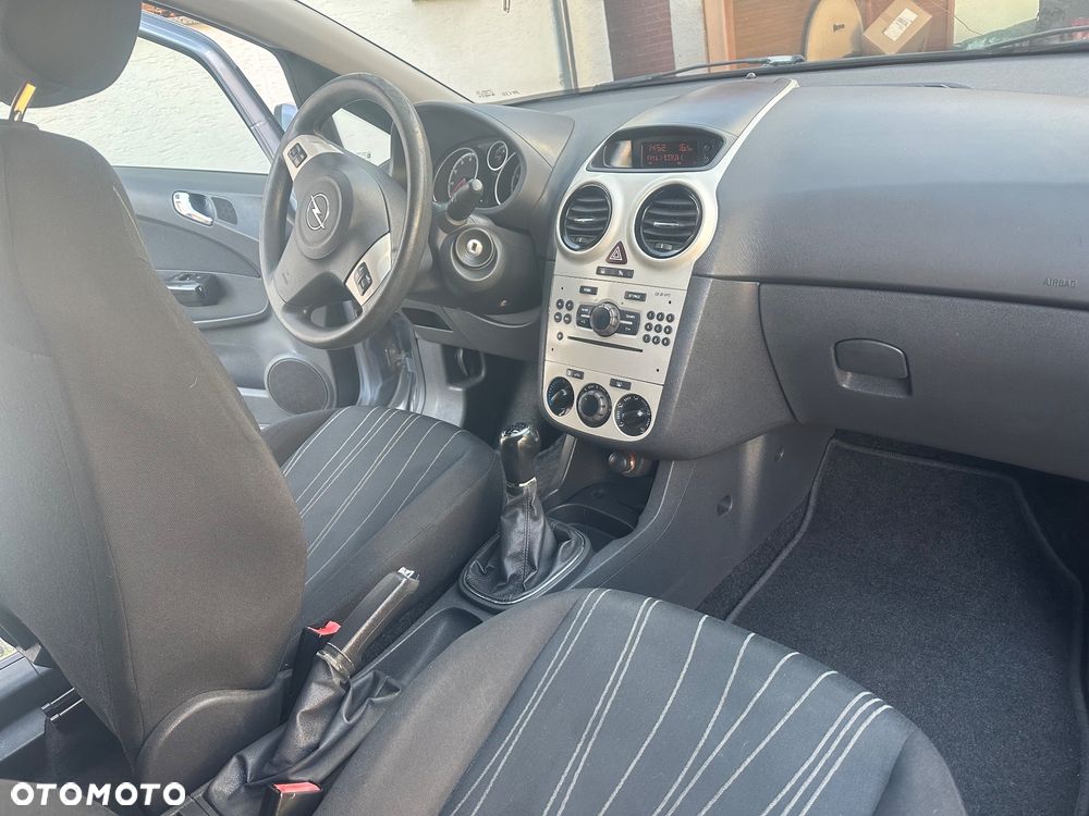Opel Corsa 1.2 16V Enjoy - 17