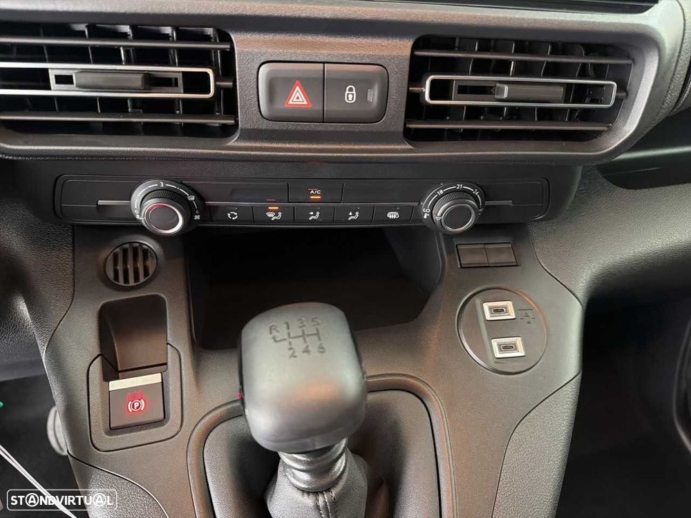 Fiat Doblo Outro - 13