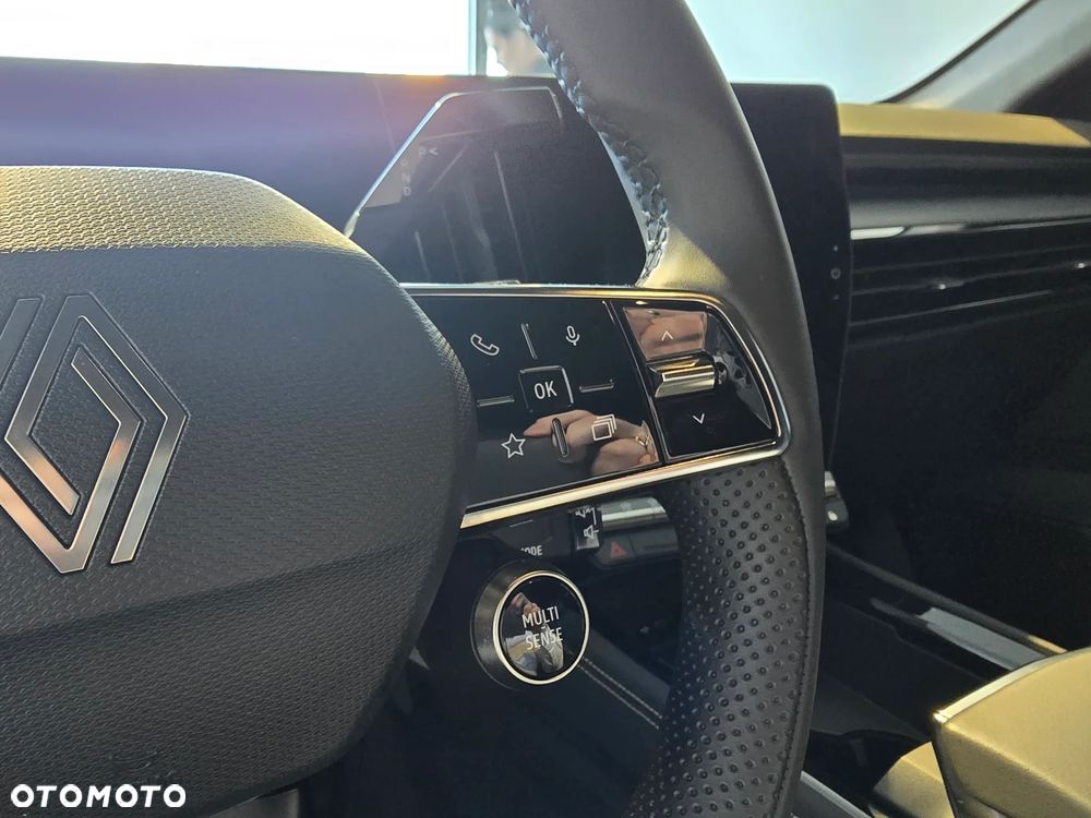 Renault Austral 1.2 E-Tech Full Hybrid 200 Iconic esprit Alpine MMT - 17