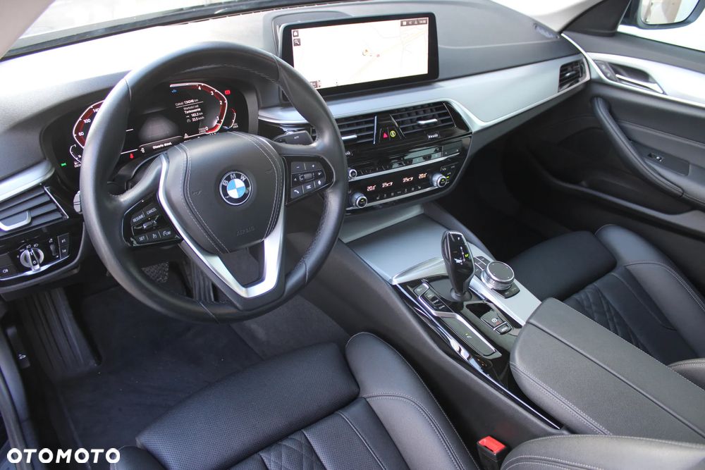 BMW Seria 5 520d xDrive Business Edition sport - 17