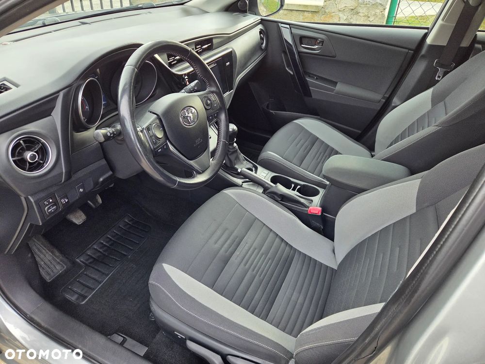 Toyota Auris 1.6 D-4D Edition-S - 7