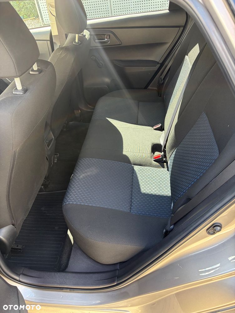 Toyota Auris 1.6 Active - 18
