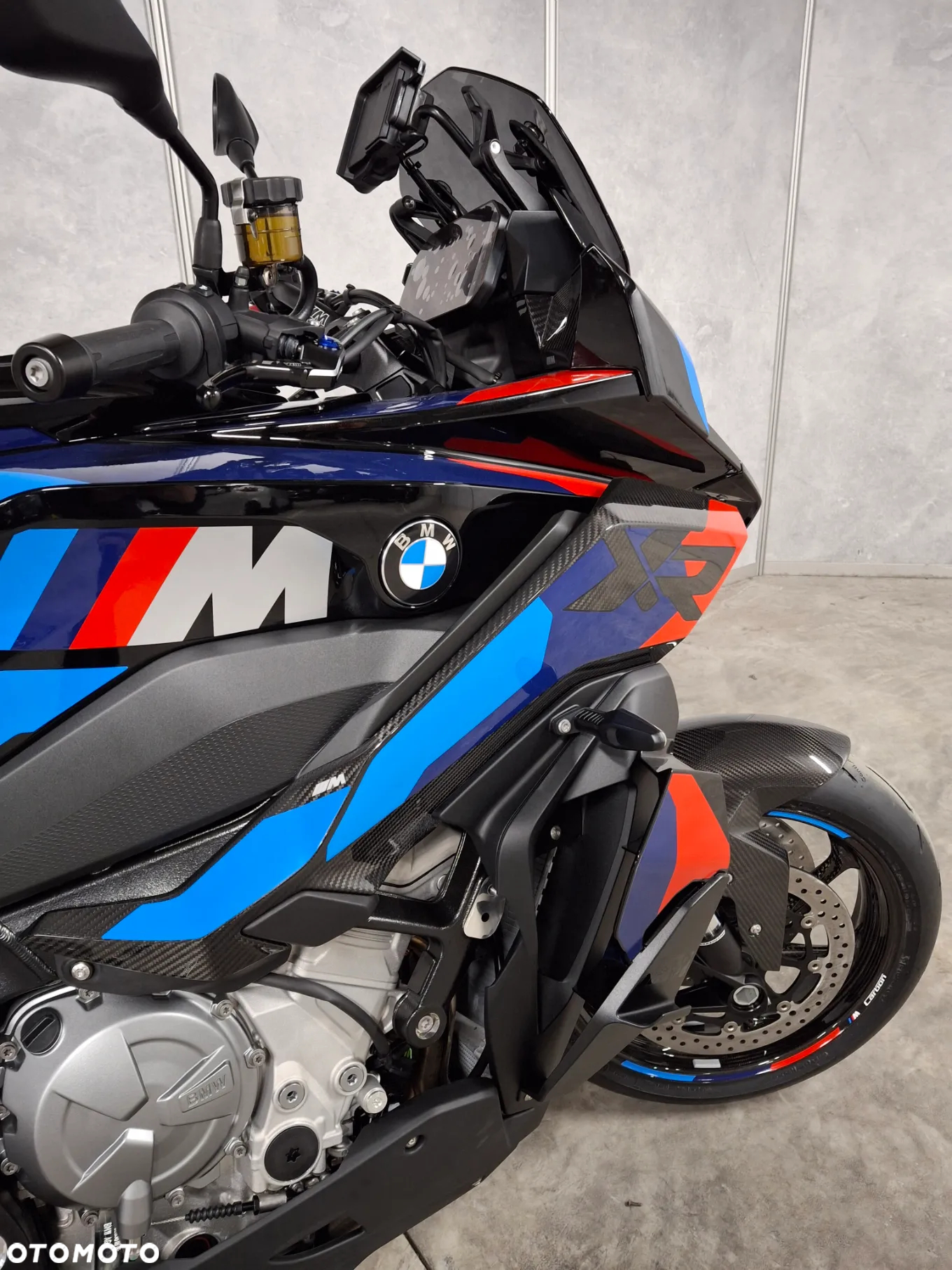 BMW XR - 7