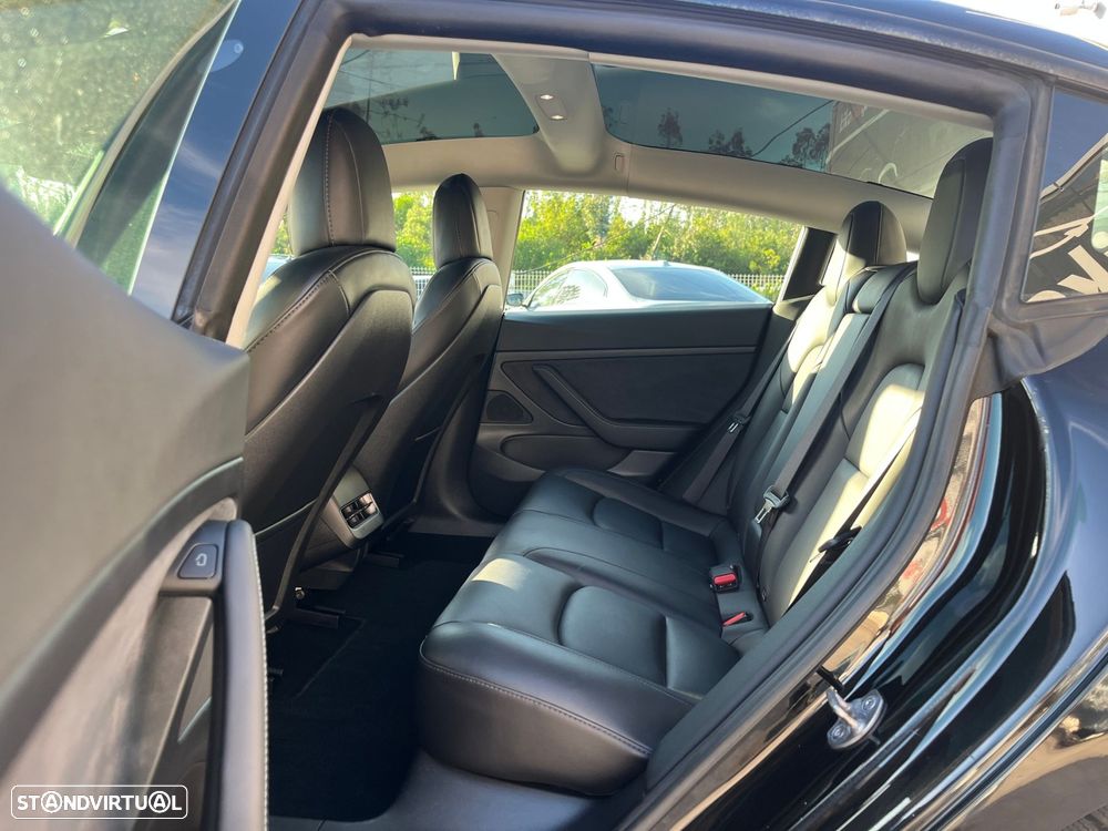 Tesla Model 3 Standard Range Plus RWD - 36