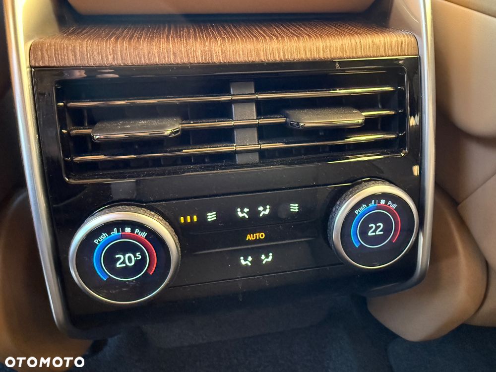 Land Rover Range Rover 4.4 V8 P535 Autobiography - 12