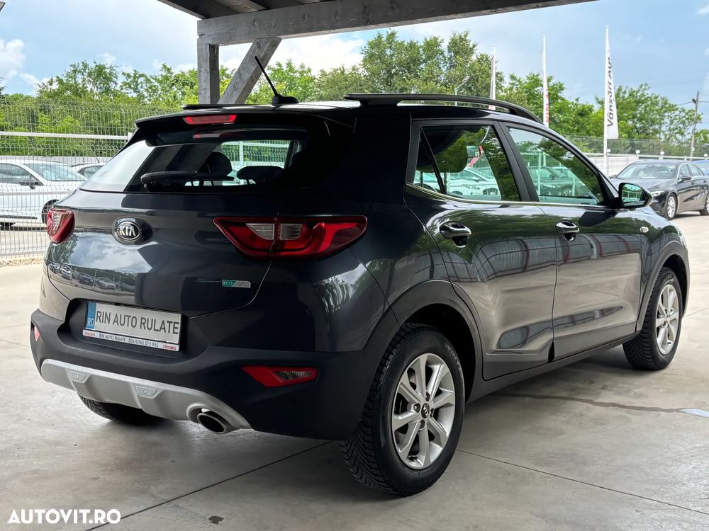 Kia Stonic 1.4 GSL Trend - 9