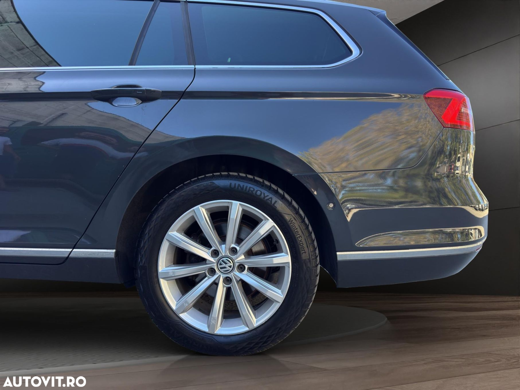 Volkswagen Passat - 24
