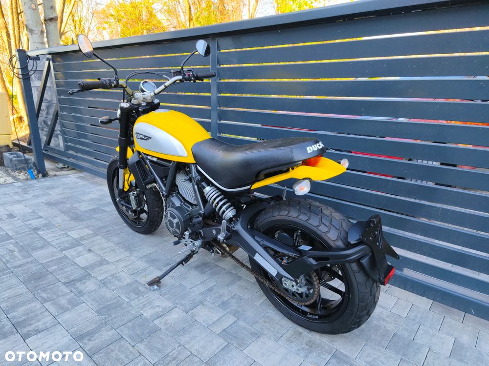 Ducati Scrambler - 17