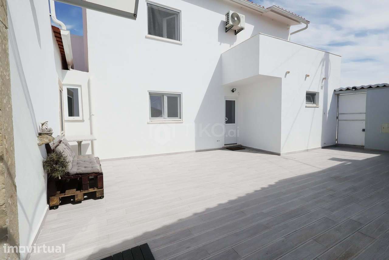 Excelente moradia T4 com garagem perto da praia no Magoito - Grande imagem: 5/45
