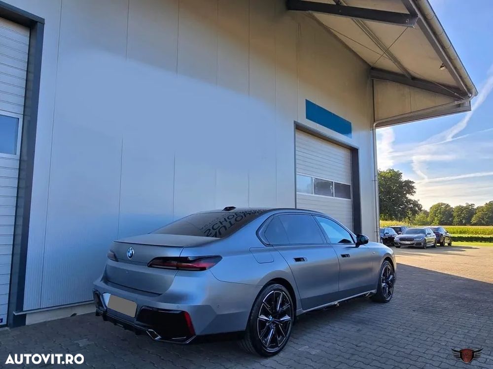 BMW Seria 7 740d xDrive - 31