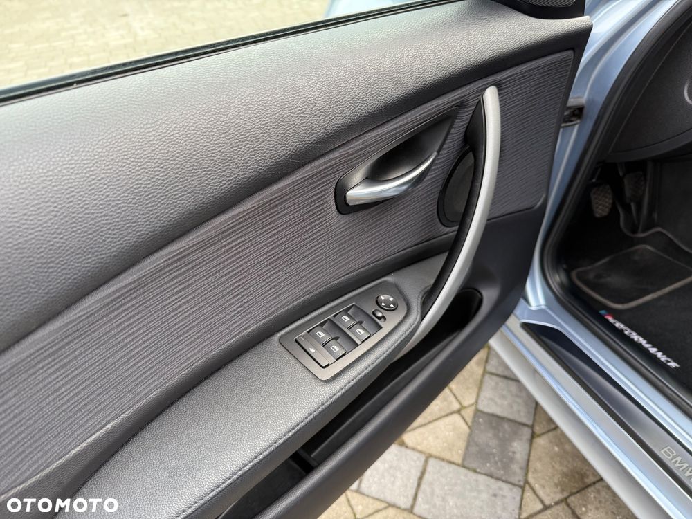 BMW Seria 1 116i - 13