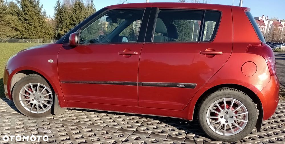 Suzuki Swift 1.3 Club - 2