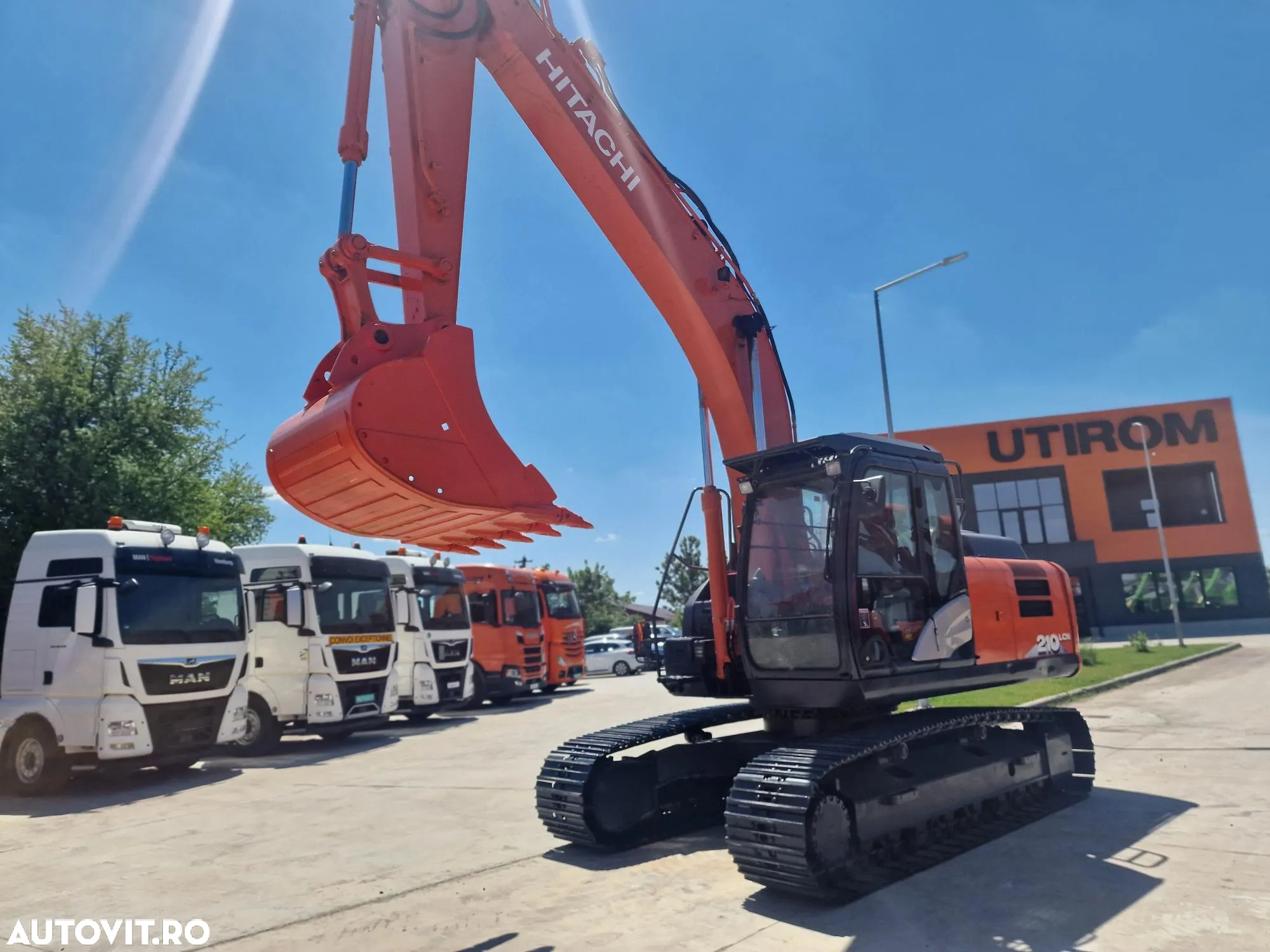 Hitachi ZX210, 2018, 8.114h, 22 tone-78900 EUR+Tva, latime 2,49m, Ins picon, protectie acoperis cabina, Aer conditinoat climatronic, STARE FOARTE BUNA, posibilitate leasing 3 ani-PROMOTIE 78900 EUR+Tva - 15