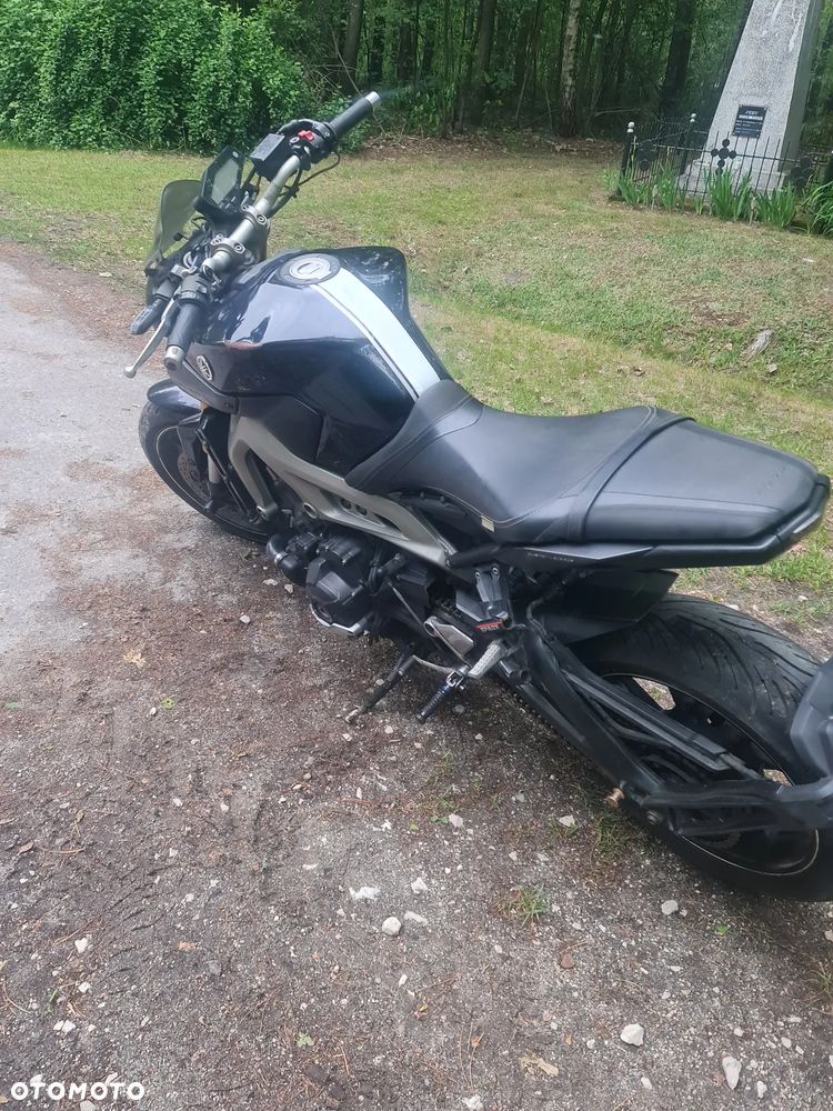 Yamaha MT - 1