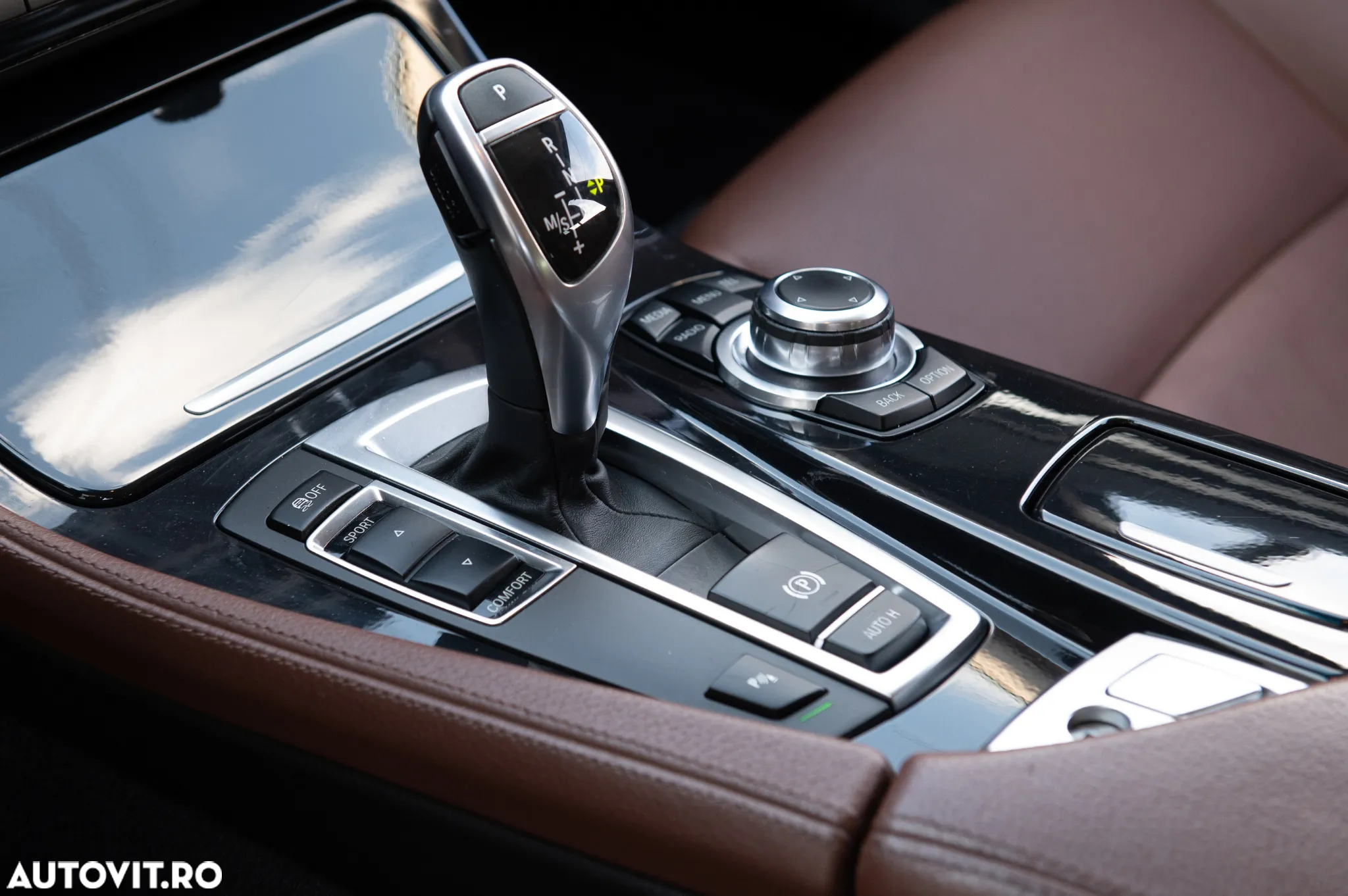 BMW Seria 5 525d Touring Aut. - 33